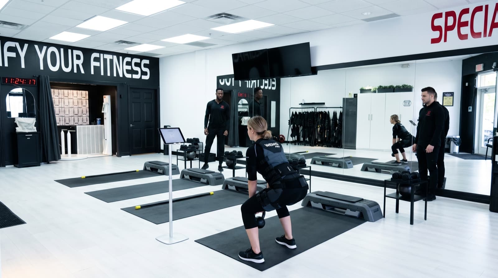 How to Build & Tone Your Glutes with EMS in 2026
